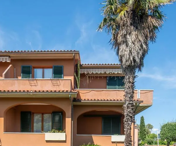 Le Tre Api * ポルト・アッズッロ