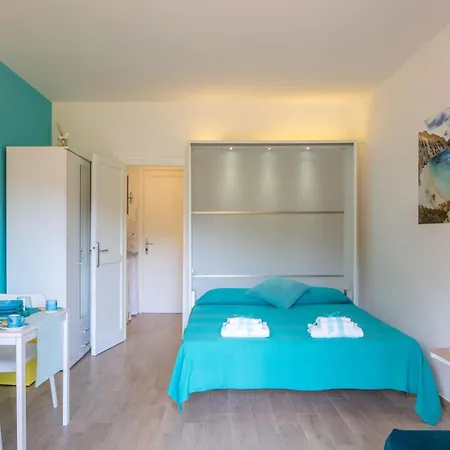 Le Tre Api Apartment Porto Azzurro
